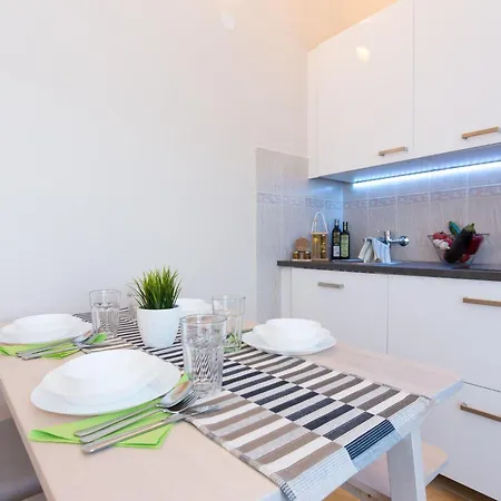 Lägenhet Tamaris C Direkt Am Wasser By Interhome