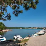 Apartment Tamaris C Direkt Am Wasser By Interhome *