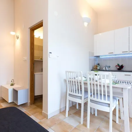 Apartment Tamaris C Direkt Am Wasser By Interhome